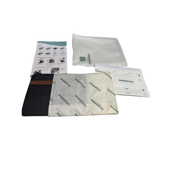 NEW Wonderfold Parent Console Hand Clutch Wet Wipe Holder Paperwork - Picture 1 of 3